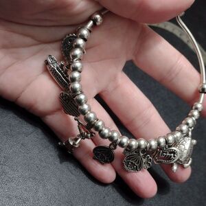 Vintage sterling silver bangle charm bracelet 7.75"
